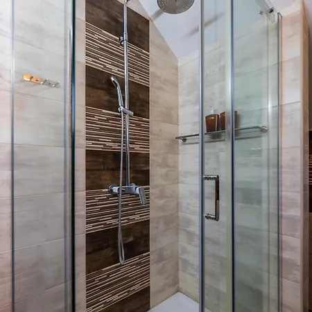 Vikendica Zivotic * Zlatibor